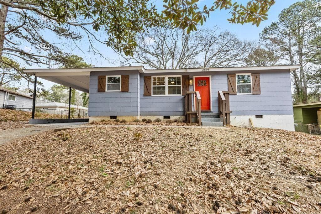 3 bedroom, 2 bathroom, 906 sq ft single family residence for sale at 2608 Barge, Atlanta, GA 30331