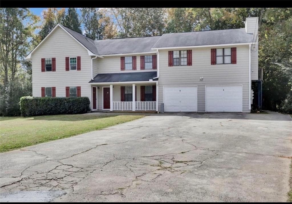 triplex under contract at 5891 Sheldon Court, Atlanta, GA 30349