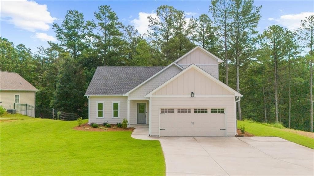 3 bedroom, 3 bathroom, 1,624 sq ft single family residence for sale at 370 West Woods Drive, Dahlonega, GA 30533