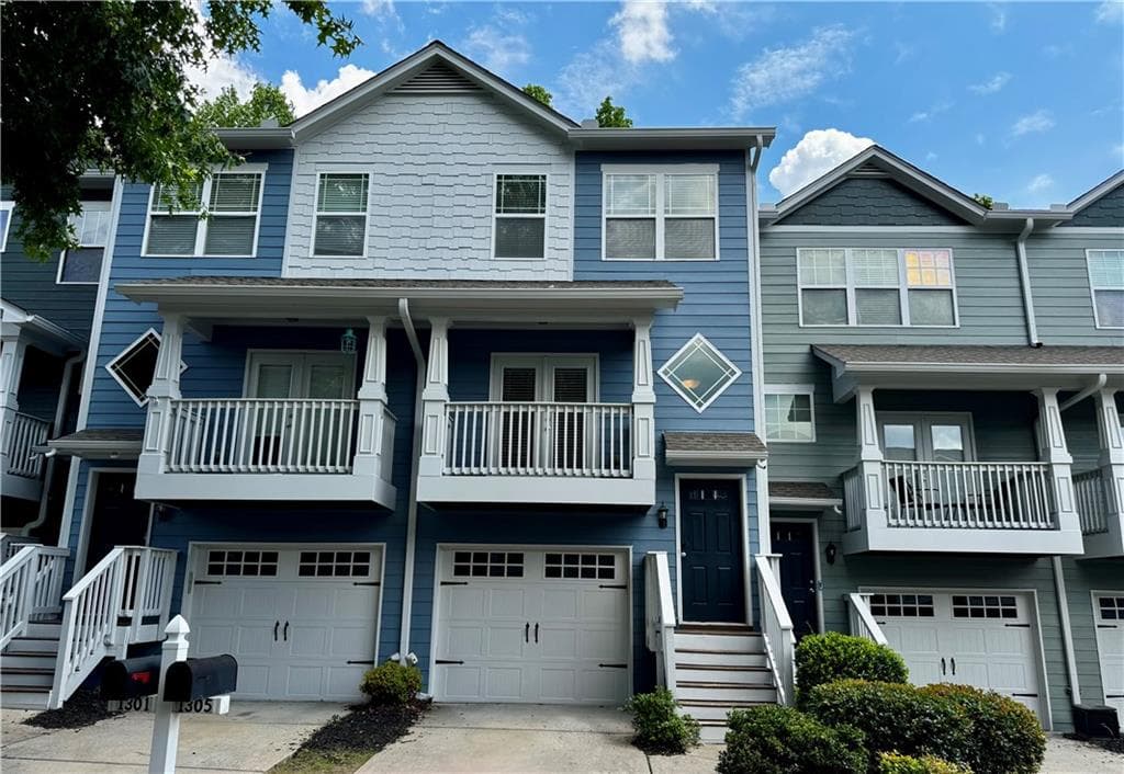 3 bedroom, 4 bathroom, 1,326 sq ft townhouse for sale at 1305 Liberty Parkway, Atlanta, GA 30318
