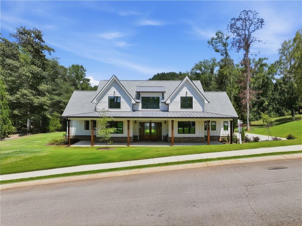 5 bedroom, 5 bathroom, 3,220 sq ft single family residence for sale at 1278 Mulberry, Commerce, GA 30530