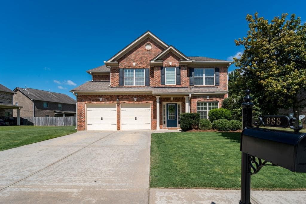 5 bedroom, 3 bathroom, 3,157 sq ft single family residence under contract at 988 Spanish Moss Trail, Loganville, GA 30052