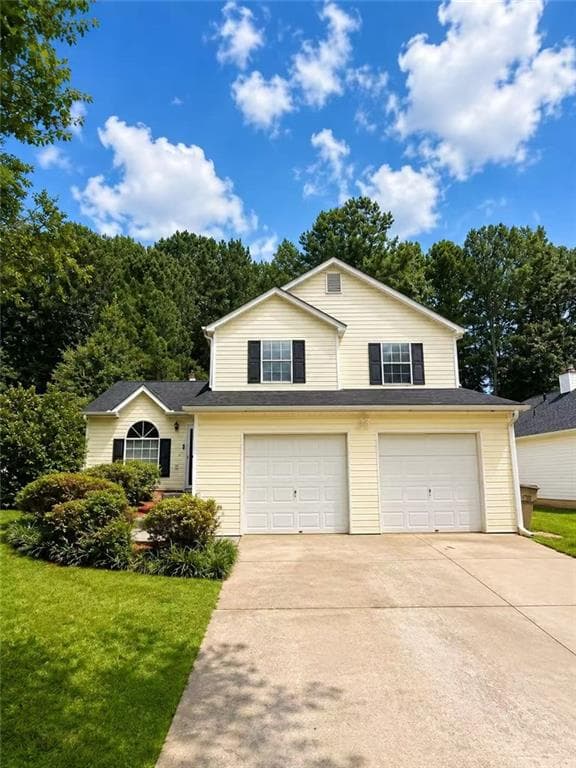 3 bedroom, 2 bathroom, 1,384 sq ft single family residence for sale at 182 Brandon Ridge Circle, Stockbridge, GA 30281