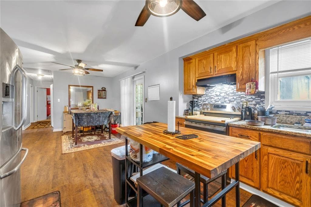 3 bedroom, 2 bathroom, 1,598 sq ft single family residence for sale at 6874 Cherry Circle, Lithia Springs, GA 30122