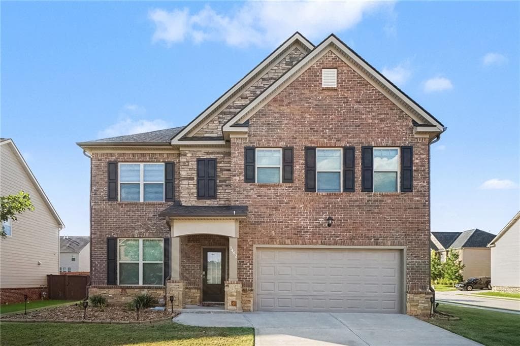 5 bedroom, 3 bathroom, 2,562 sq ft single family residence for sale at 3462 Hawthorn Farm Boulevard, Loganville, GA 30052