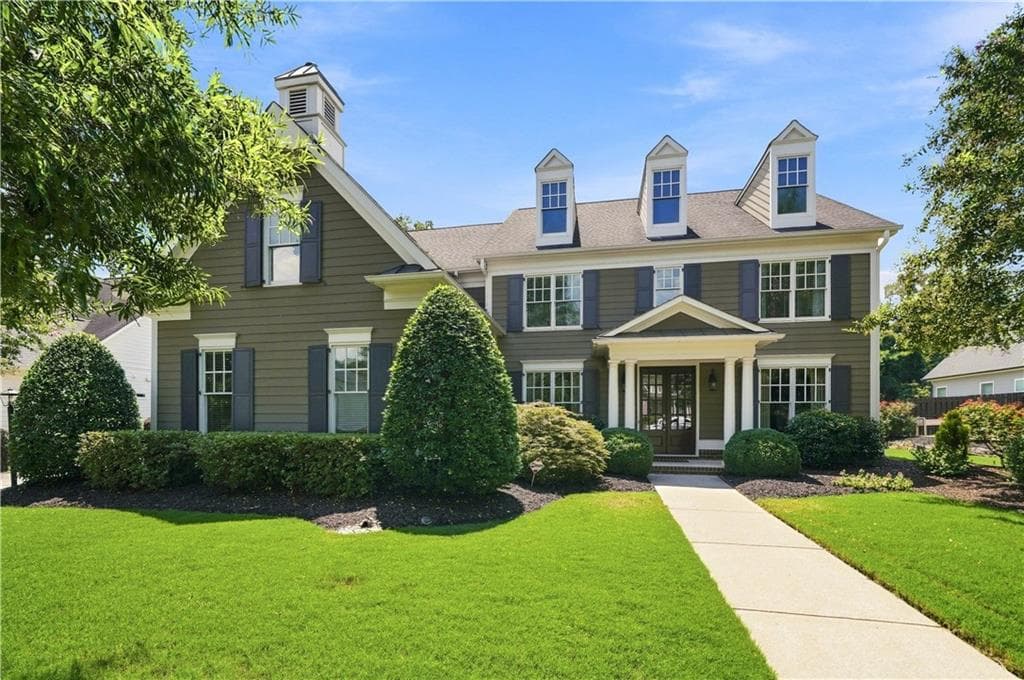 5 bedroom, 4 bathroom, 3,825 sq ft single family residence for sale at 3740 Williams Point Drive, Cumming, GA 30028