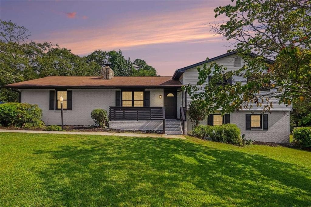 4 bedroom, 3 bathroom, 2,335 sq ft single family residence for sale at 6 Bittersweet Lane, Newnan, GA 30263