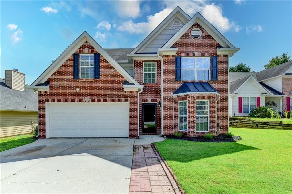 4 bedroom, 3 bathroom, 2,076 sq ft single family residence for sale at 6383 Grand Hickory Drive, Braselton, GA 30517