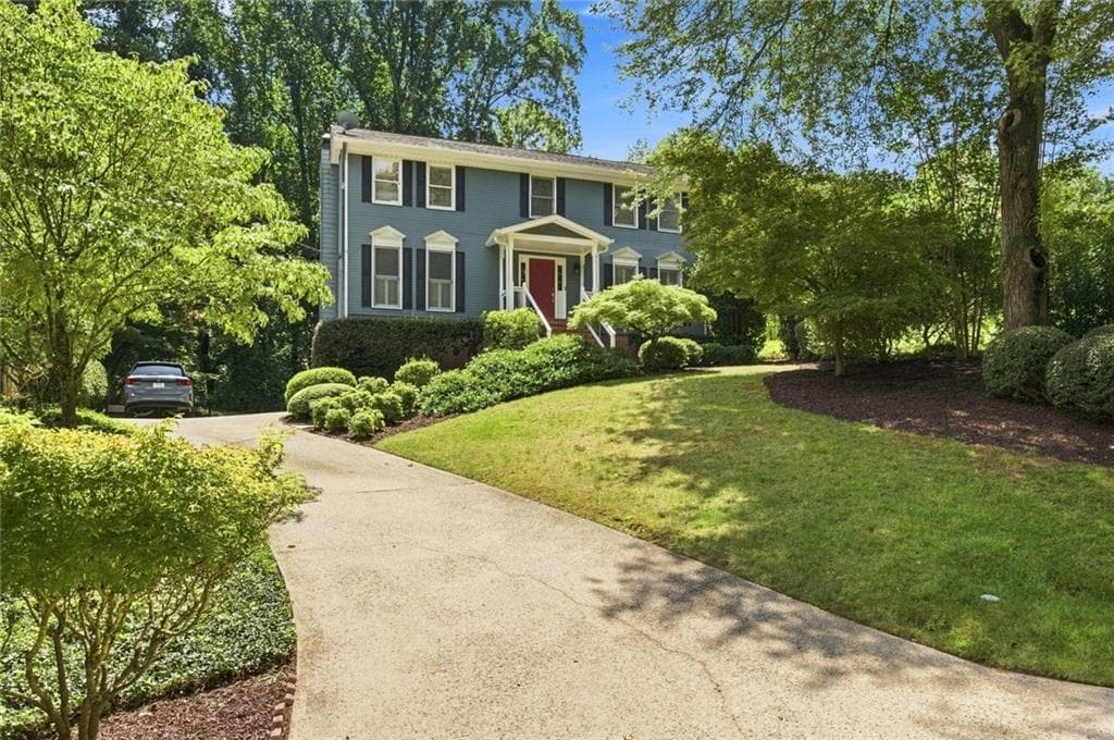 4 bedroom, 3 bathroom, 2,408 sq ft single family residence under contract at 1365 Holly Bank Circle, Atlanta, GA 30338