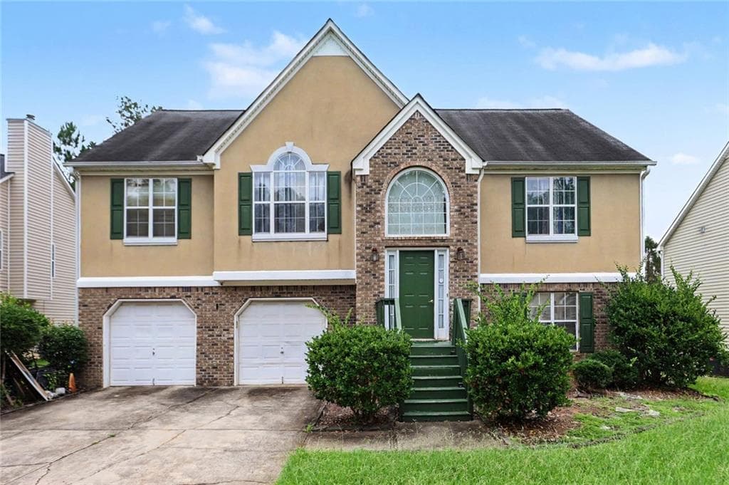 5 bedroom, 3 bathroom, 2,338 sq ft single family residence under contract at 5494 Sweetsprings Drive Southwest, Powder Springs, GA 30127
