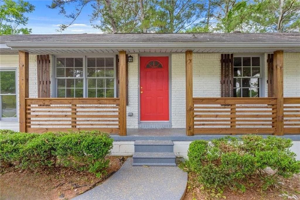 4 bedroom, 2 bathroom, 1,425 sq ft single family residence for sale at 7124 Lady Heidi Court, Jonesboro, GA 30236