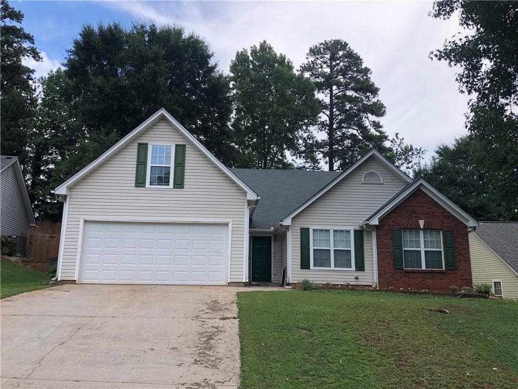 3 bedroom, 2 bathroom, 1,884 sq ft single family residence for sale at 250 Twin Brook Way, Lawrenceville, GA 30043