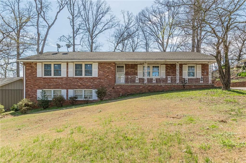 4 bedroom, 3 bathroom single family residence under contract at 2110 LaVista Circle, Hapeville, GA 30354