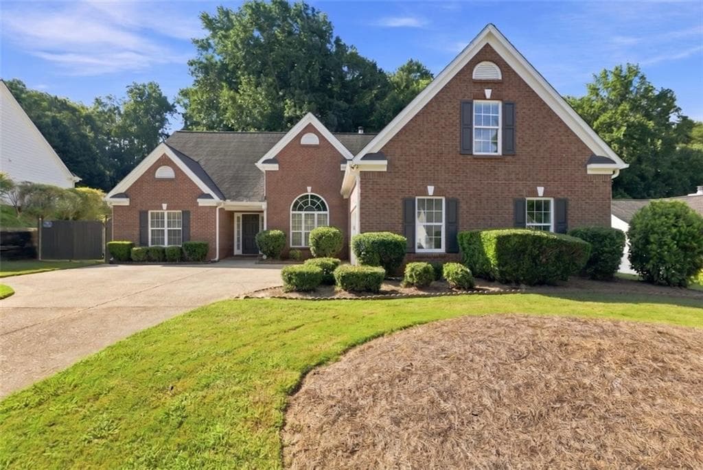 4 bedroom, 3 bathroom, 2,397 sq ft single family residence under contract at 4113 Arbor Chase Road, Gainesville, GA 30507