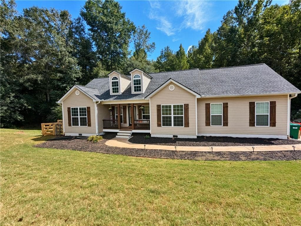 3 bedroom, 2 bathroom, 1,534 sq ft single family residence under contract at 124 Sullivan Drive, Homer, GA 30547