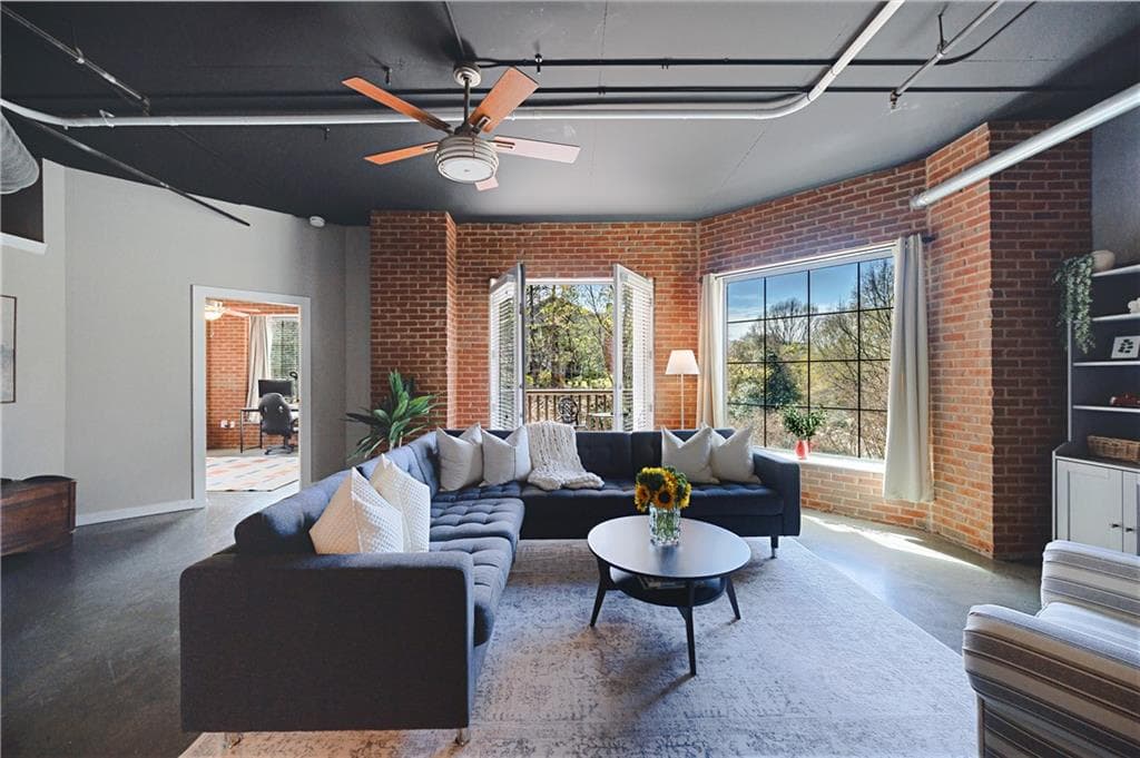 2 bedroom, 2 bathroom, 1,349 sq ft condominium for sale at 395 Central Park Place 210, Atlanta, GA 30312