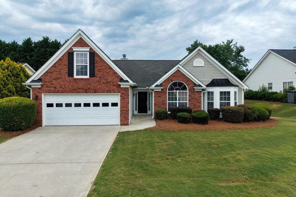 4 bedroom, 2 bathroom, 2,570 sq ft single family residence sold at 2632 Midler Court, Buford, GA 30519