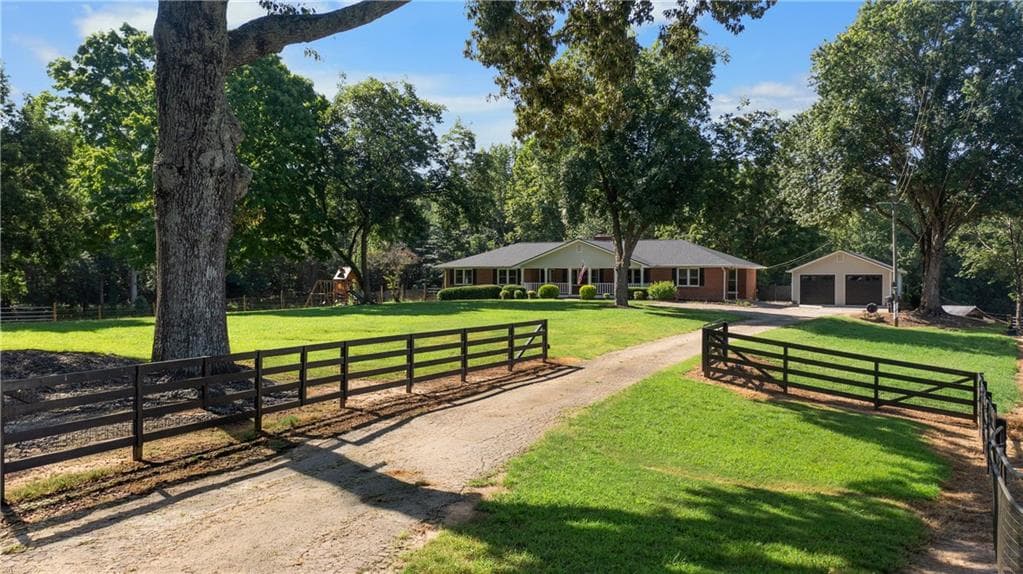 4 bedroom, 3 bathroom, 2,928 sq ft single family residence for sale at 144 Hay Renfroe Drive, Dallas, GA 30157