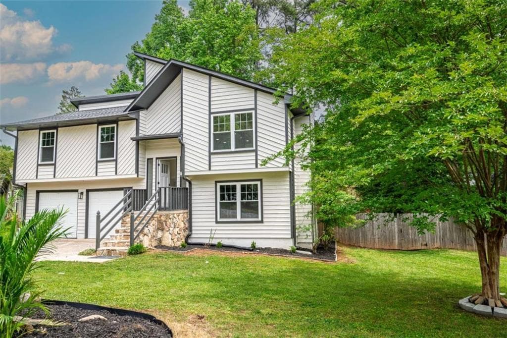 4 bedroom, 2 bathroom, 1,506 sq ft single family residence under contract at 10175 Old Woodland Entry, Johns Creek, GA 30022