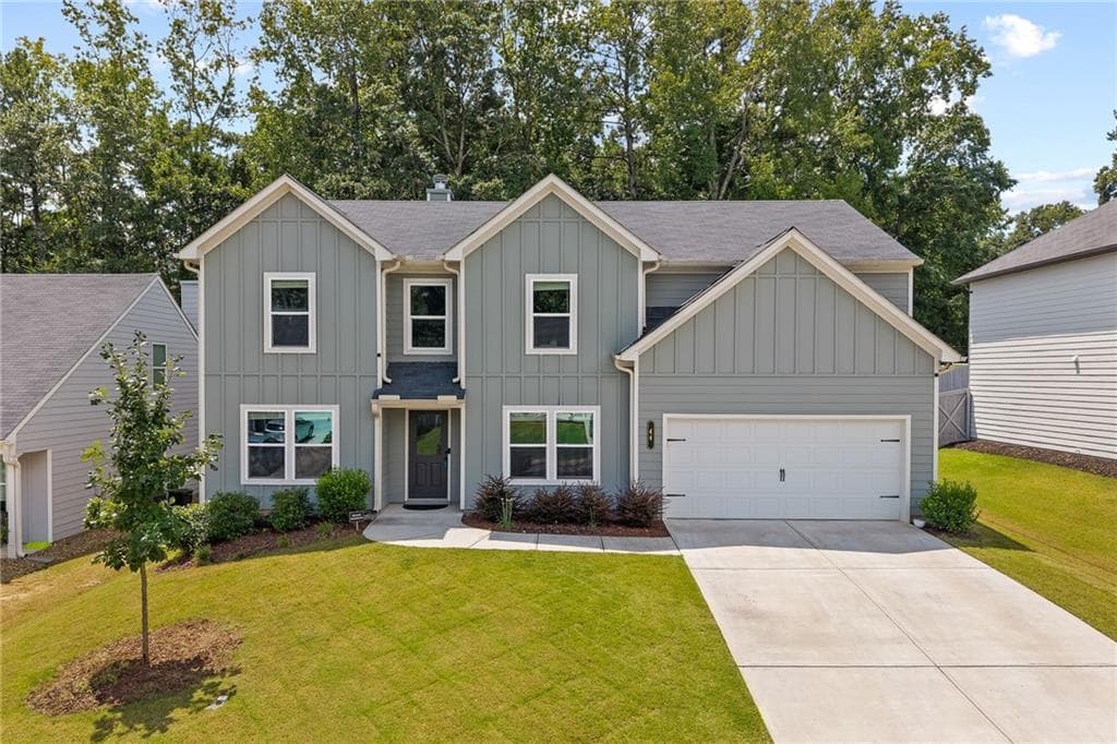 5 bedroom, 3 bathroom, 2,661 sq ft single family residence for sale at 44 Fox Creek Drive, Braselton, GA 30517