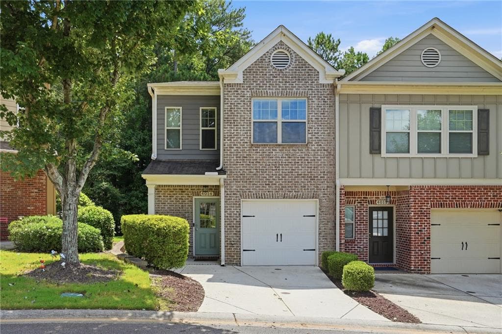 3 bedroom, 3 bathroom, 1,656 sq ft townhouse under contract at 4014 Cyrus Crest Circle, Kennesaw, GA 30152