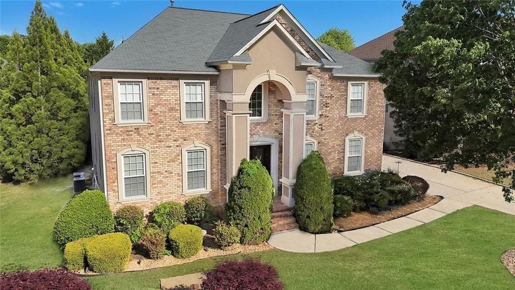 4 bedroom, 4 bathroom, 3,886 sq ft single family residence under contract at 3247 Walnut Ridge, Atlanta, GA 30349