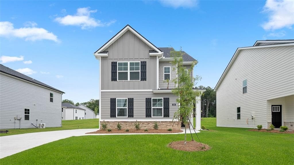 3 bedroom, 3 bathroom single family residence under contract at 104 Oakchase Park Lane, Hampton, GA 30228