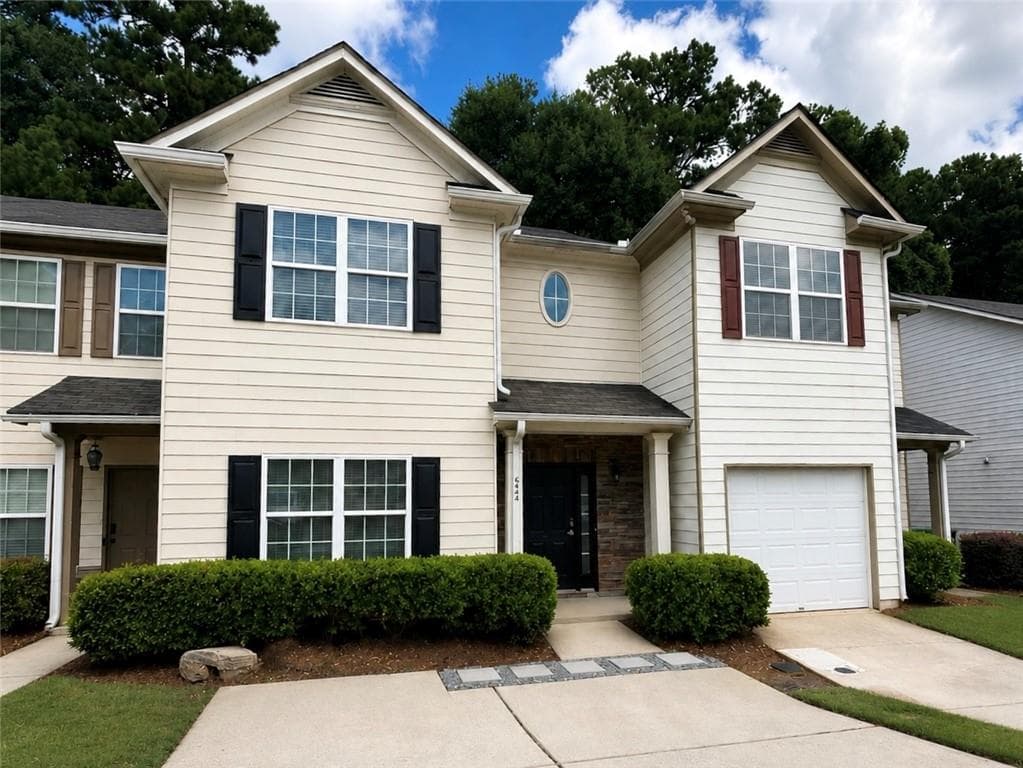 4 bedroom, 3 bathroom, 1,722 sq ft townhouse for rent at 6944 Rogers Point, Lithonia, GA 30058 for $1,850 a month