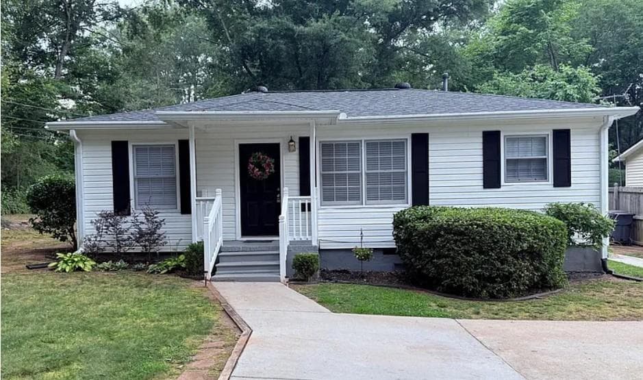 3 bedroom, 1 bathroom, 814 sq ft single family residence for rent at 205 Harper Street, Villa Rica, GA 30180 for $1,550 a month