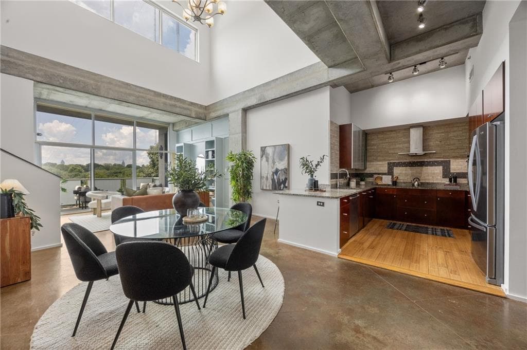 3 bedroom, 2 bathroom, 1,508 sq ft condominium under contract at 130 Arizona Avenue 407, Atlanta, GA 30307