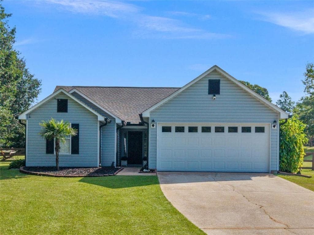 3 bedroom, 2 bathroom, 1,391 sq ft single family residence sold at 373 McCart Road, Mcdonough, GA 30252