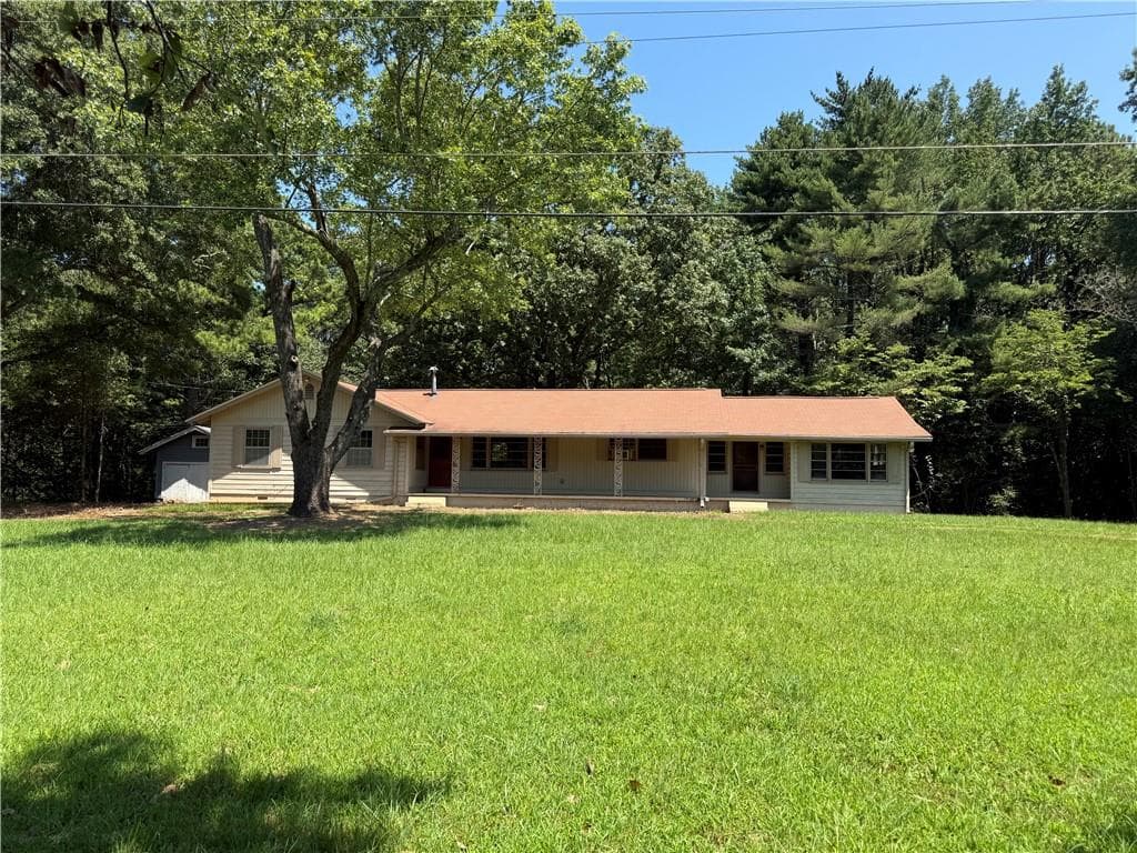 5 bedroom, 2 bathroom, 2,000 sq ft single family residence for sale at 655 Elberta Drive, Marietta, GA 30066