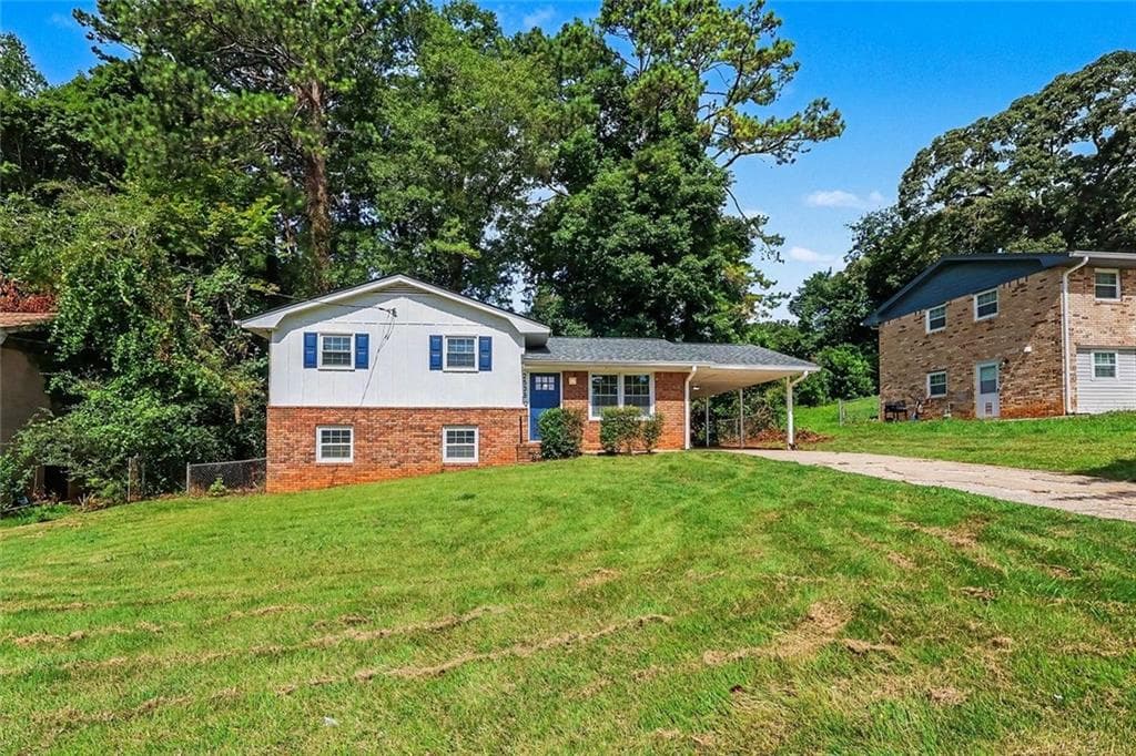 4 bedroom, 2 bathroom, 1,580 sq ft single family residence for sale at 2538 Burton Circle, Morrow, GA 30260