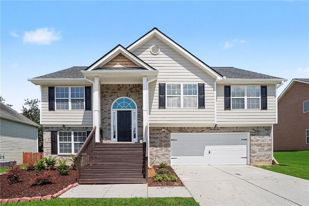 4 bedroom, 3 bathroom, 2,617 sq ft single family residence for sale at 1131 Rose Terrace Circle, Loganville, GA 30052