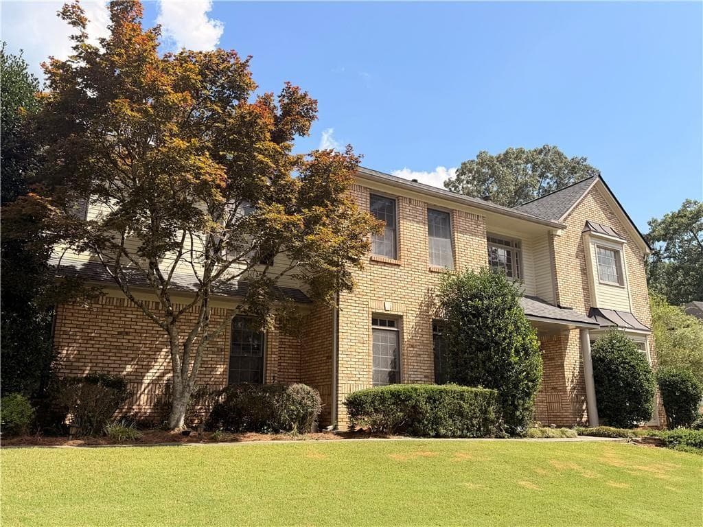 5 bedroom, 3 bathroom, 3,497 sq ft single family residence under contract at 11295 Vedrines Drive, Johns Creek, GA 30022