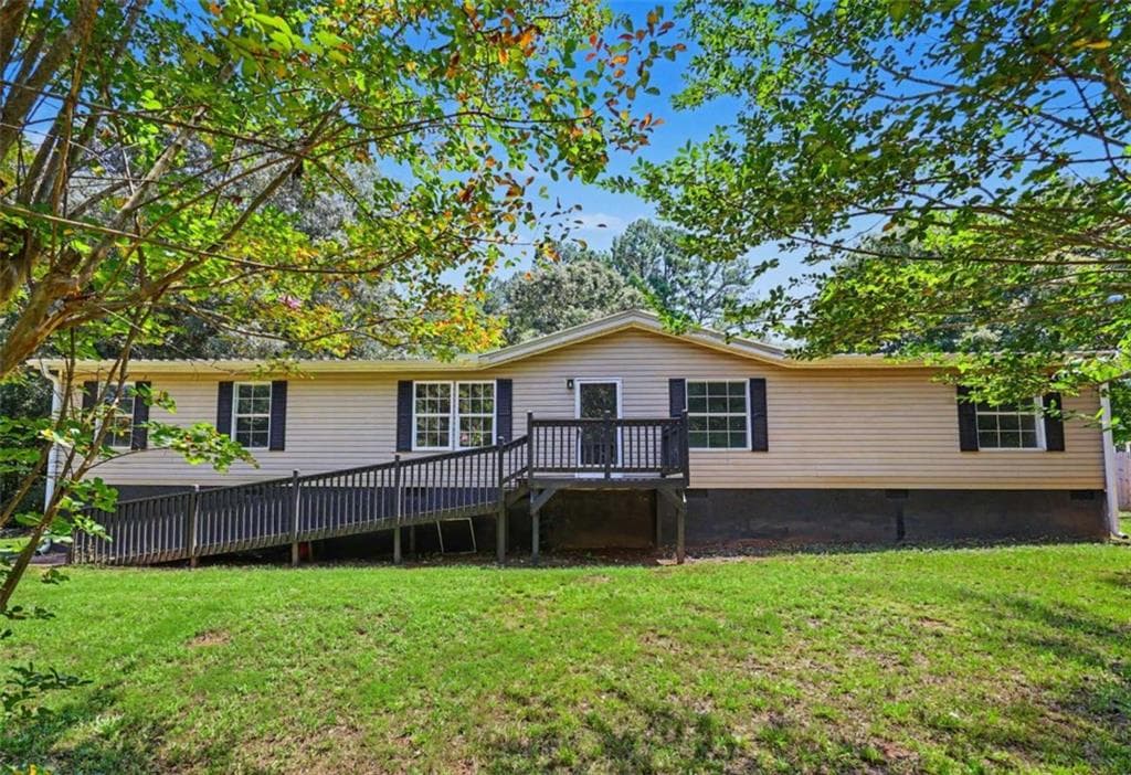 4 bedroom, 2 bathroom, 1,960 sq ft single family residence for sale at 218 Hightower Trail, Jefferson, GA 30549