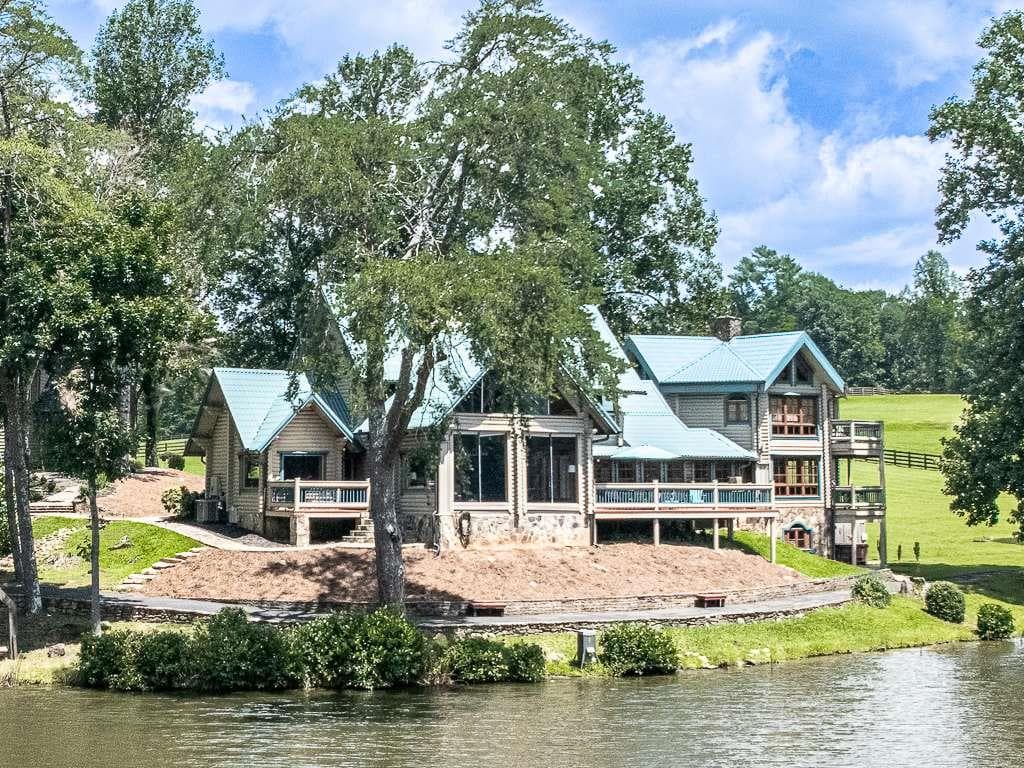 6 bedroom, 6 bathroom, 6,284 sq ft single family residence for sale at 201 Mountainside Parkway, Ellijay, GA 30536
