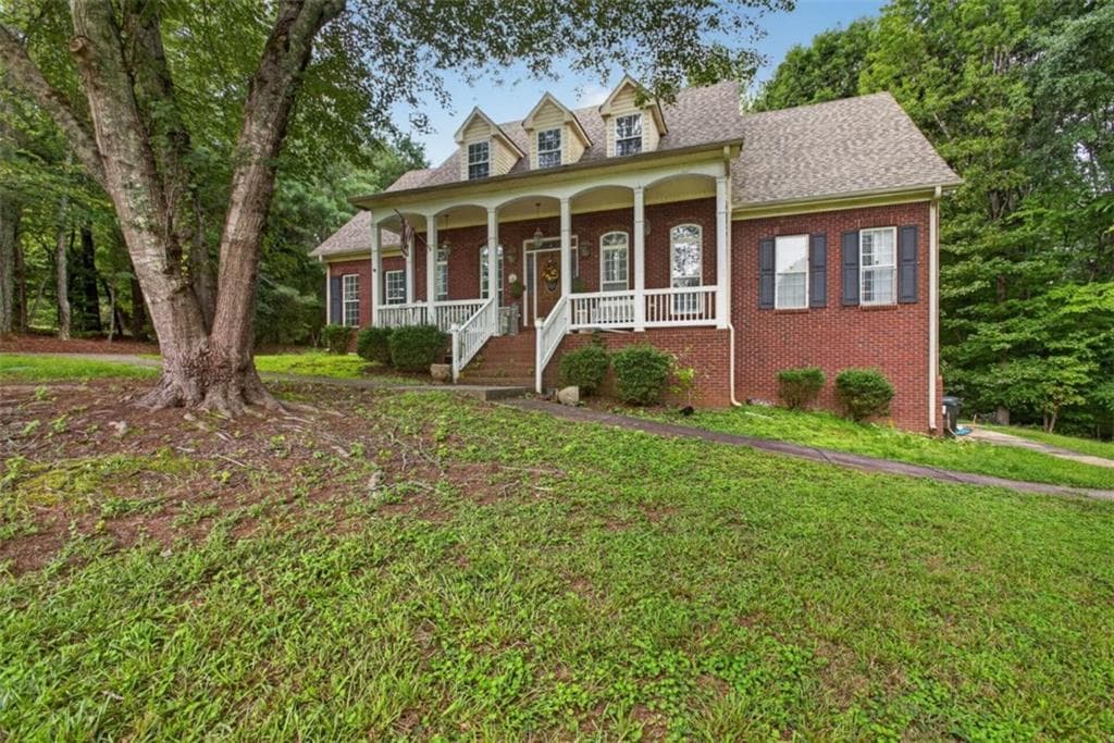 4 bedroom, 4 bathroom, 3,853 sq ft single family residence for sale at 134 Avalon Drive, Mcdonough, GA 30252