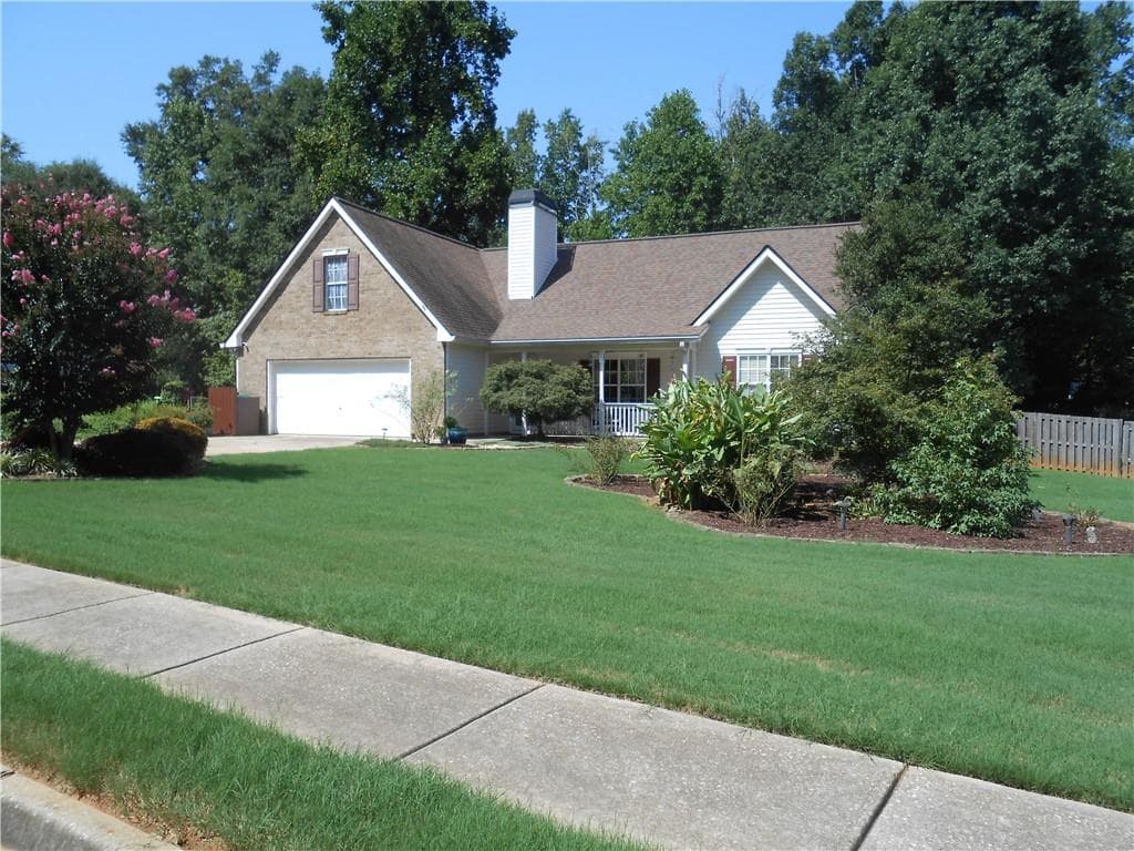 4 bedroom, 2 bathroom, 1,642 sq ft single family residence for sale at 209 Pebble Creek Drive, Mcdonough, GA 30253