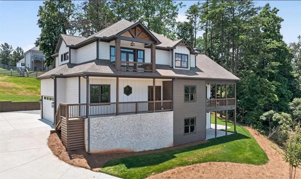 4 bedroom, 5 bathroom, 4,481 sq ft single family residence for sale at 5465 Chestatee Landing Way, Gainesville, GA 30506