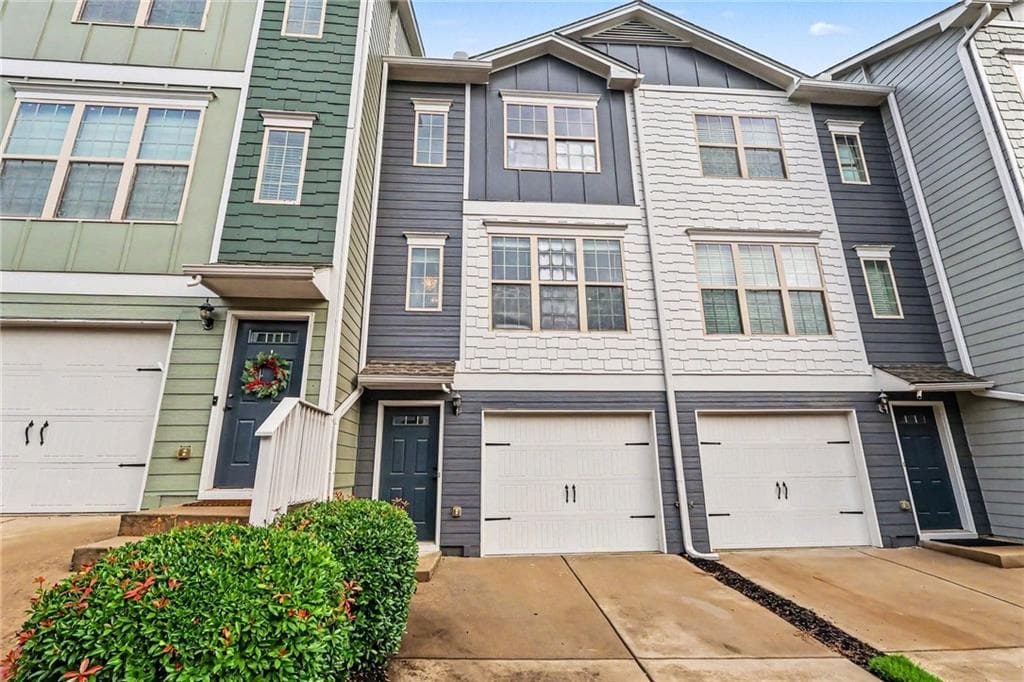 3 bedroom, 4 bathroom, 1,633 sq ft townhouse for sale at 3030 Liberty Way, Atlanta, GA 30318