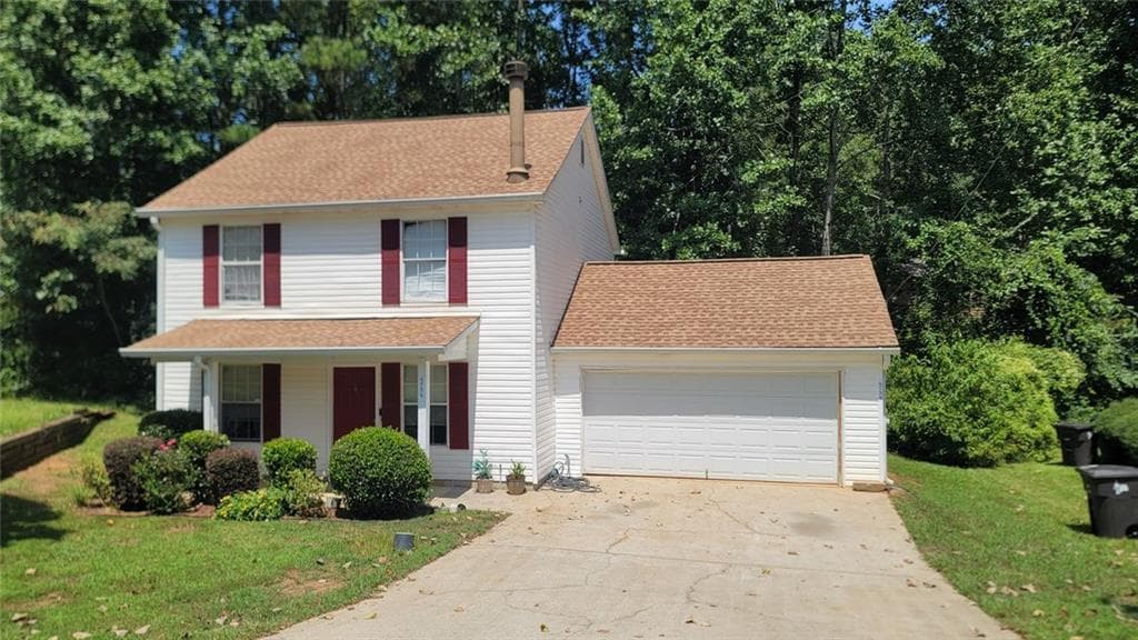 4 bedroom, 3 bathroom, 1,900 sq ft single family residence for sale at 4734 Saddleridge Road, Powder Springs, GA 30127