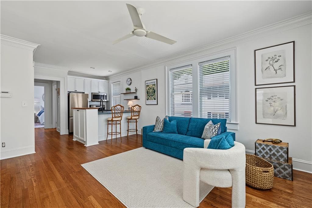 1 bedroom, 1 bathroom, 883 sq ft condominium sold at 824 Greenwood #1 Avenue 1, Atlanta, GA 30306
