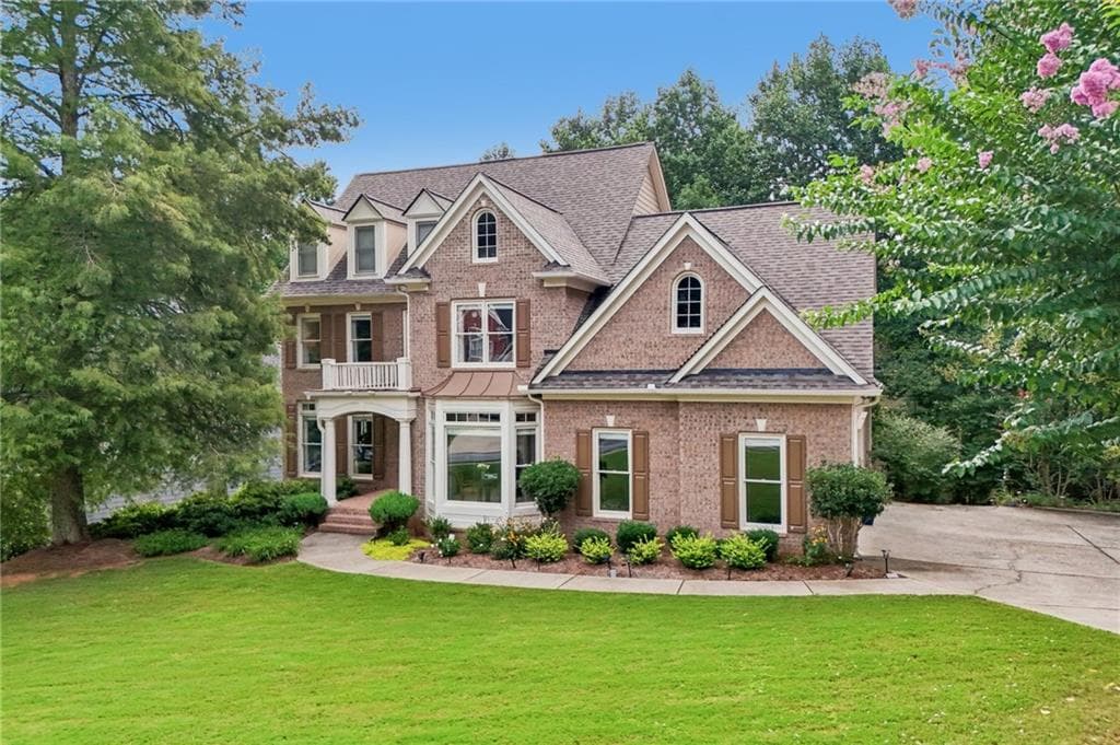 6 bedroom, 5 bathroom, 5,051 sq ft single family residence under contract at 5310 Hedgewick Way, Cumming, GA 30040