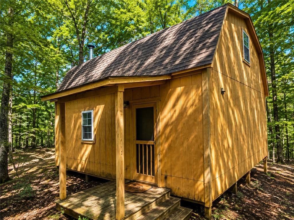 1 bedroom, 1 bathroom single family residence for sale at 1356 Firetower Road, Jasper, GA 30143