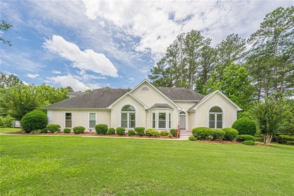 3 bedroom, 2 bathroom, 2,076 sq ft single family residence for sale at 155 Noble Forest Drive, Fayetteville, GA 30215