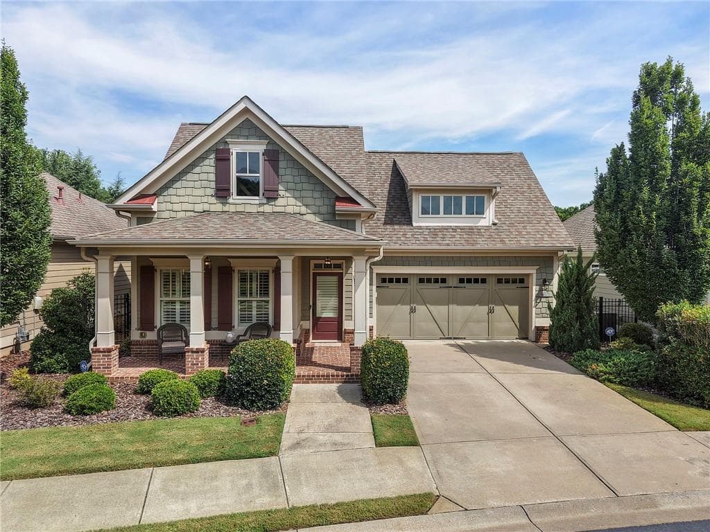 3 bedroom, 2 bathroom, 2,048 sq ft single family residence for sale at 119 Clover Way, Woodstock, GA 30188