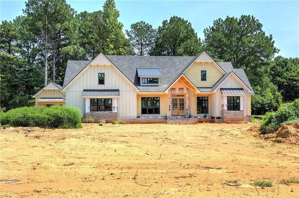 4 bedroom, 4 bathroom, 3,075 sq ft single family residence for sale at 14 Mercer Drive, Cartersville, GA 30121