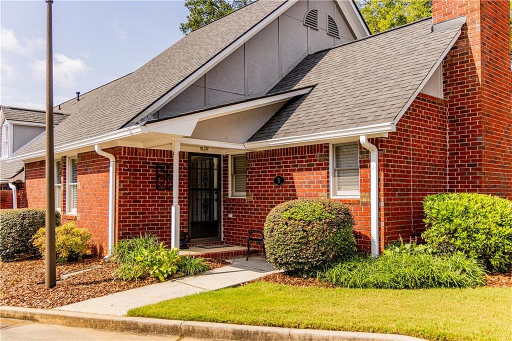 2 bedroom, 2 bathroom, 1,523 sq ft condominium for sale at 2 Robin St 5, Rome, GA 30165