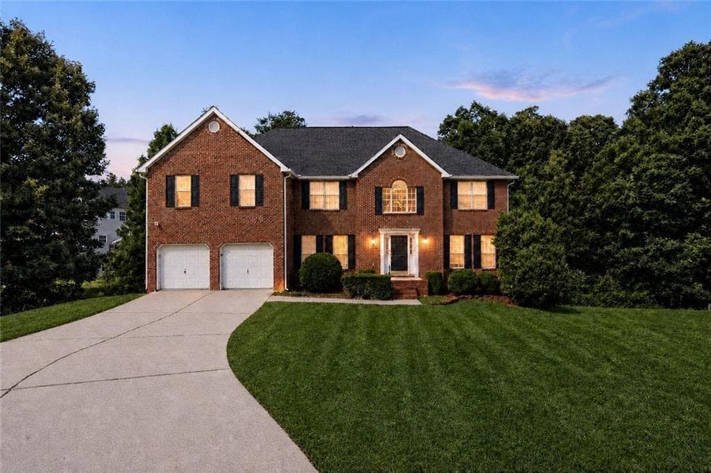 5 bedroom, 3 bathroom, 4,148 sq ft single family residence sold at 267 Lakeview Place, Stockbridge, GA 30281